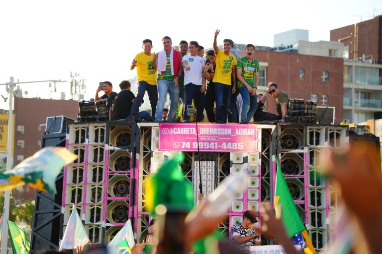 Imagem da notícia: Apesar de empate no Datafolha, aliados de Flávio projetam vantagem de quatro pontos