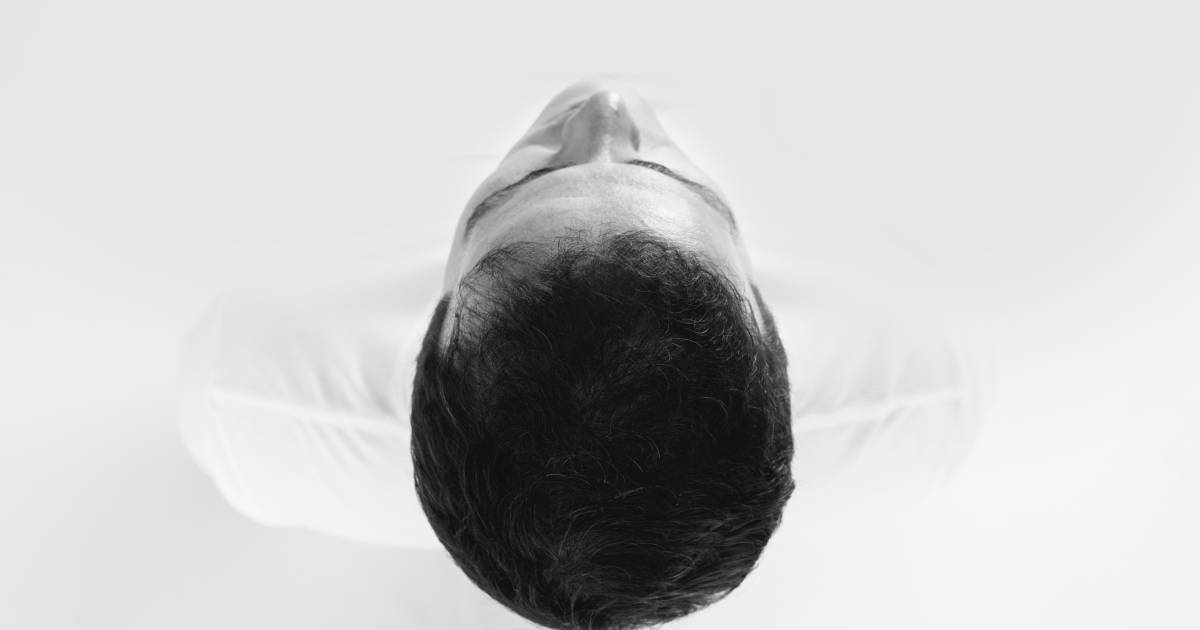 Imagem da notícia: Ator que descobriu glioma após convulsão vira rosto de campanha de alerta