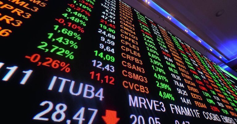 Imagem da notícia: Bolsa brasileira recua mais de 1% com tensão do segundo turno