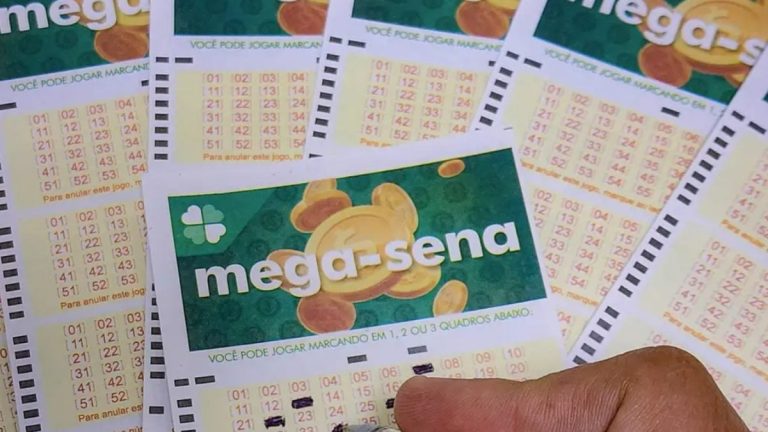 Imagem da notícia: Mega-Sena sorteia R$ 230 milhões neste sábado por causa do 2º turno das eleições