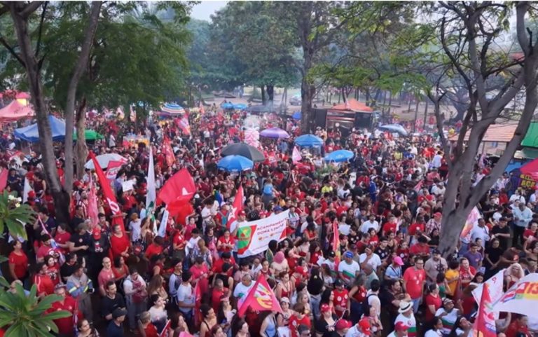 Imagem da notícia: Boulos participa de ato de apoio a Lula em Goiânia