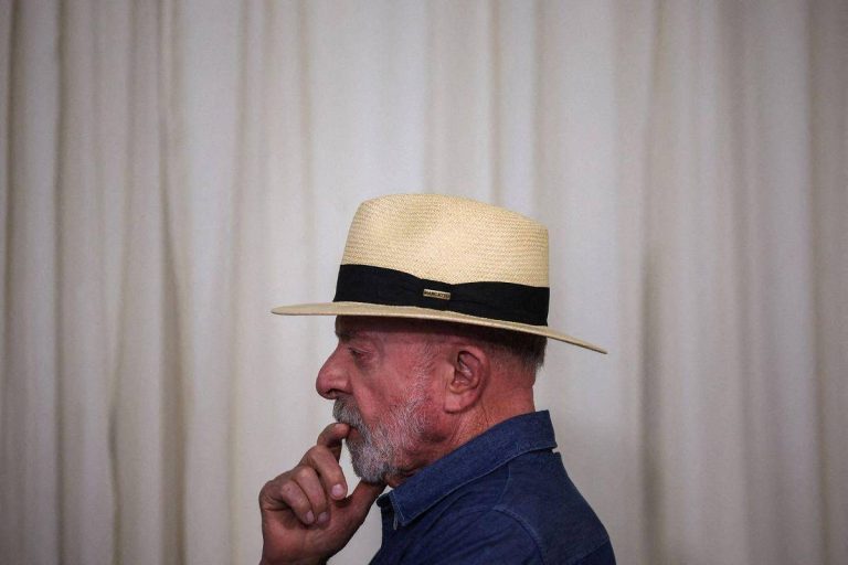 Imagem da notícia: Revista americana diz que Lula pode ser ‘varrido’ por onda de direita