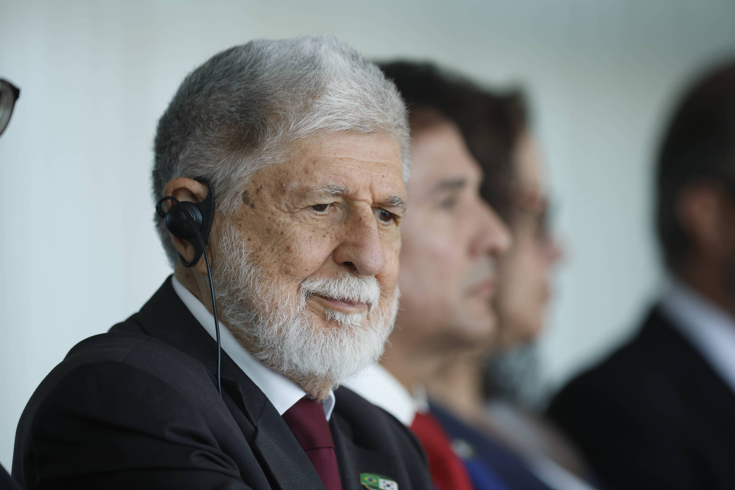 Imagem da notícia: Amorim diz que Trump respeitará vitória de Lula no 2º turno