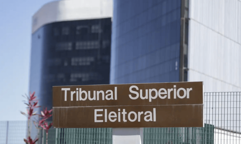 Imagem da notícia: MDB chega ao segundo turno dividido entre Lula e Flávio Bolsonaro