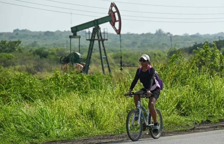 Imagem da notícia: Diante da crise energética, Cuba abre petróleo e gás ao capital privado