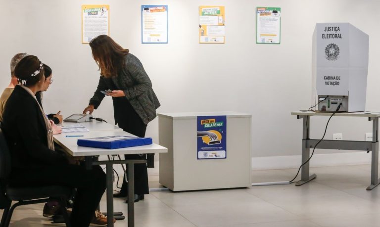 Imagem da notícia: Dois locais de votação mudam em SP para o 2º turno; confira endereços