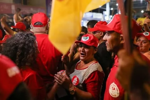 Imagem da notícia: Em Recife, movimentos se reúnem para definir mobilização final da campanha de Lula