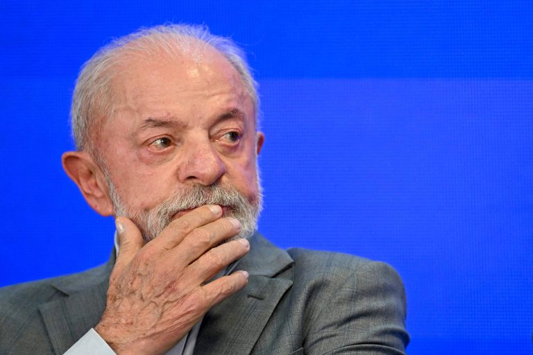Imagem da notícia: Em inserção na TV, campanha de Lula apela à confiança do eleitor