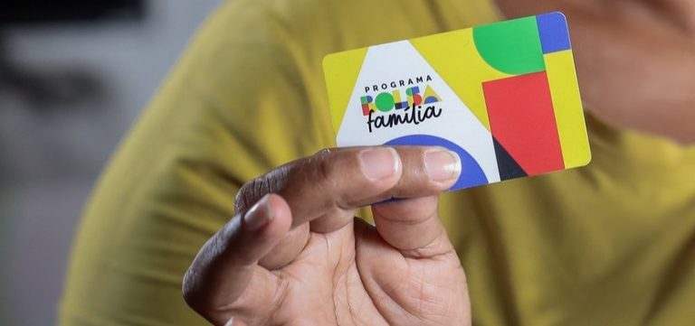 Imagem da notícia: Flávio Bolsonaro projeta otimismo na reta final, mas admite riscos de tropeços