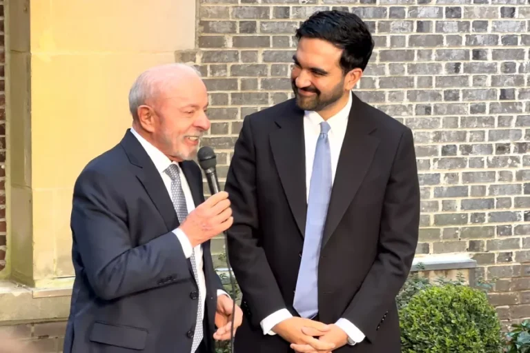 Imagem da notícia: Prefeito de Nova York celebra fim da escala 6×1 no Brasil