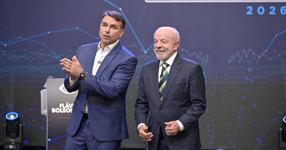 Imagem da notícia: Lula e Flávio Bolsonaro aceitam abrir sigilos; decisão agora é do TSE