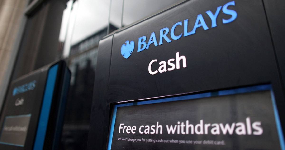 Imagem da notícia: Barclays anuncia corte de 5 mil vagas e aposta em IA