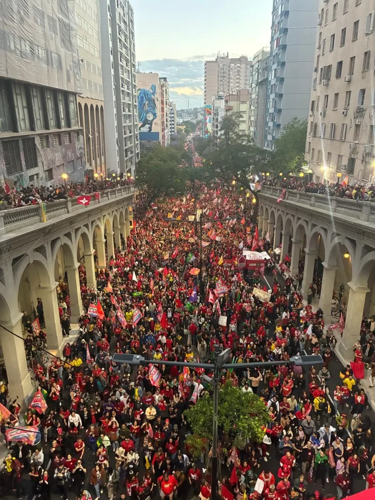 Imagem da notícia: O direito à felicidade no clima de tensão do período eleitoral