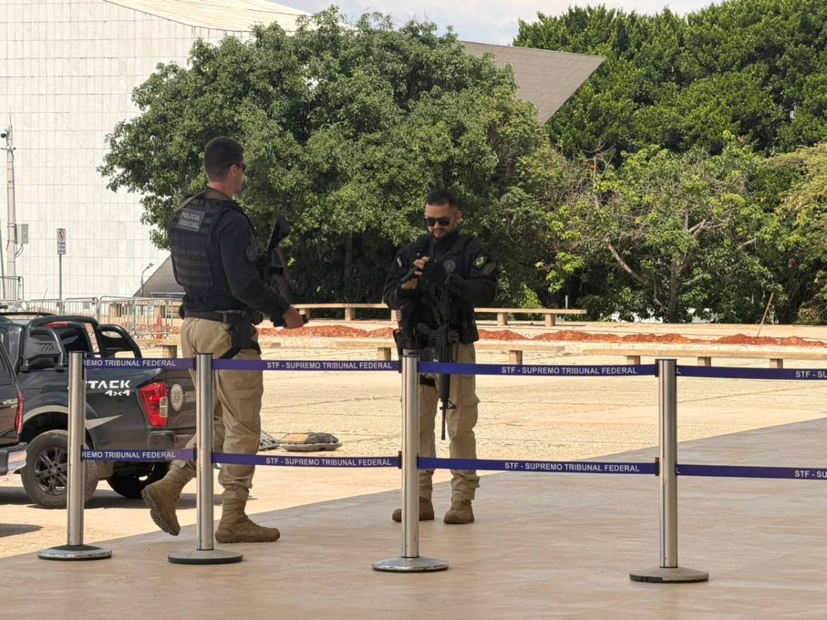 Imagem da notícia: Armas longas e grades: STF aperta segurança antes do segundo turno