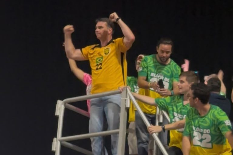 Imagem da notícia: Flávio Bolsonaro disputa a Presidência pelo PL com o número 22
