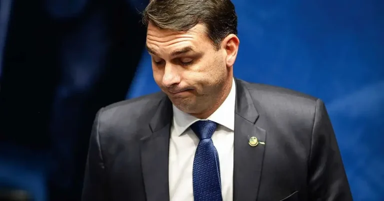 Imagem da notícia: O que os sigilos de Flávio e da família podem revelar ao Brasil?